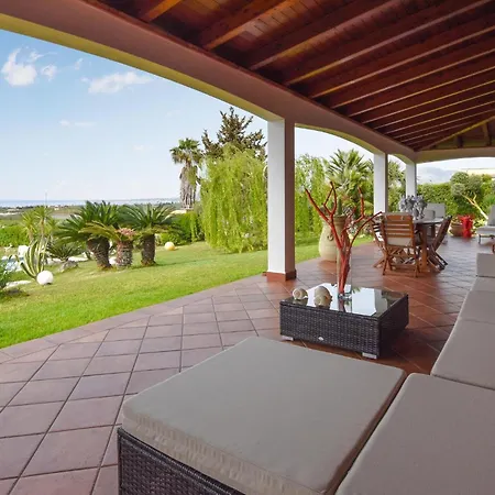 Musasealdoge Semesterbostad *